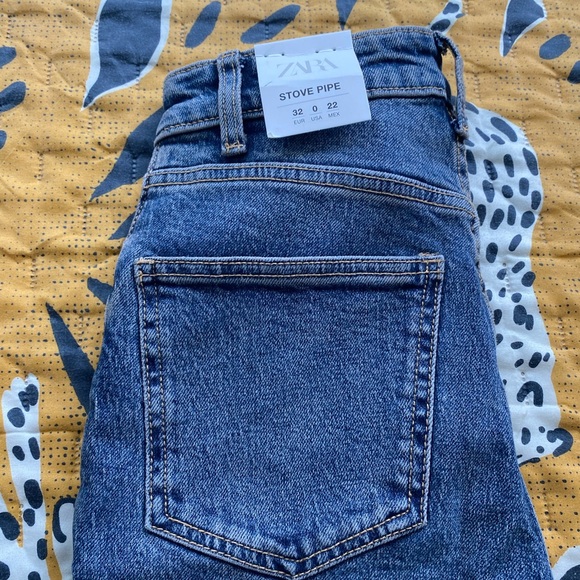Zara Stove Pipe Jeans - Picture 3 of 3